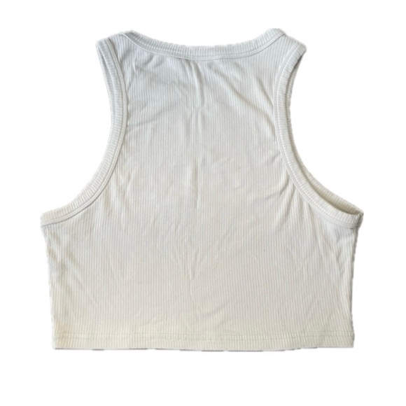 SHEIN Cropped Tank - Picture 2 of 4